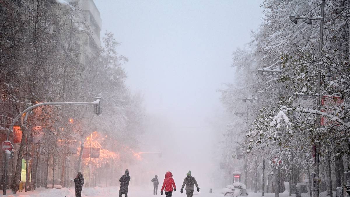 Madrid podría declarar la capital zona catastrófica por las fuertes nevadas