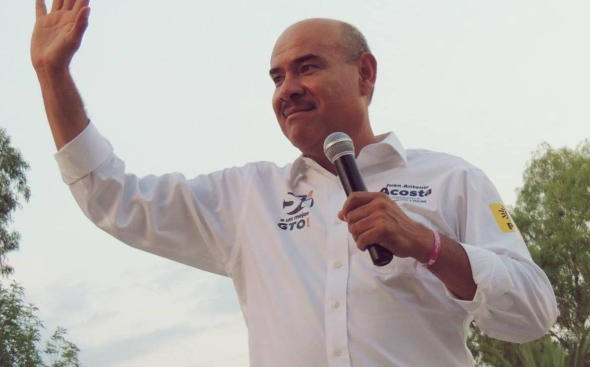 Asesinan en la vía pública a diputado mexicano