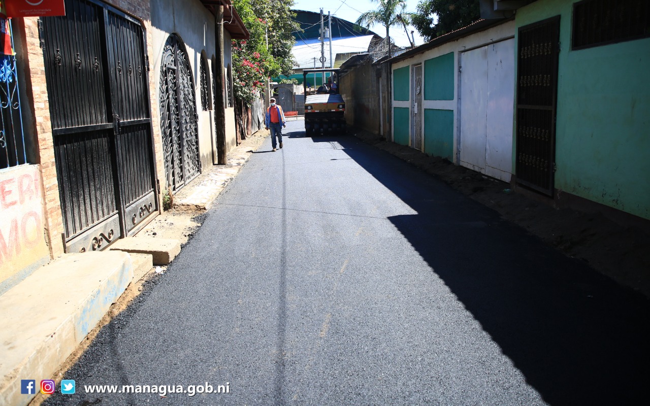 Barrio Rene Cisneros logra el 100% de calles revestidas