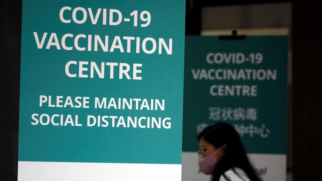 Por error aplican el equivalente a 5 dosis de la vacuna contra el Covid-19, en Singapur