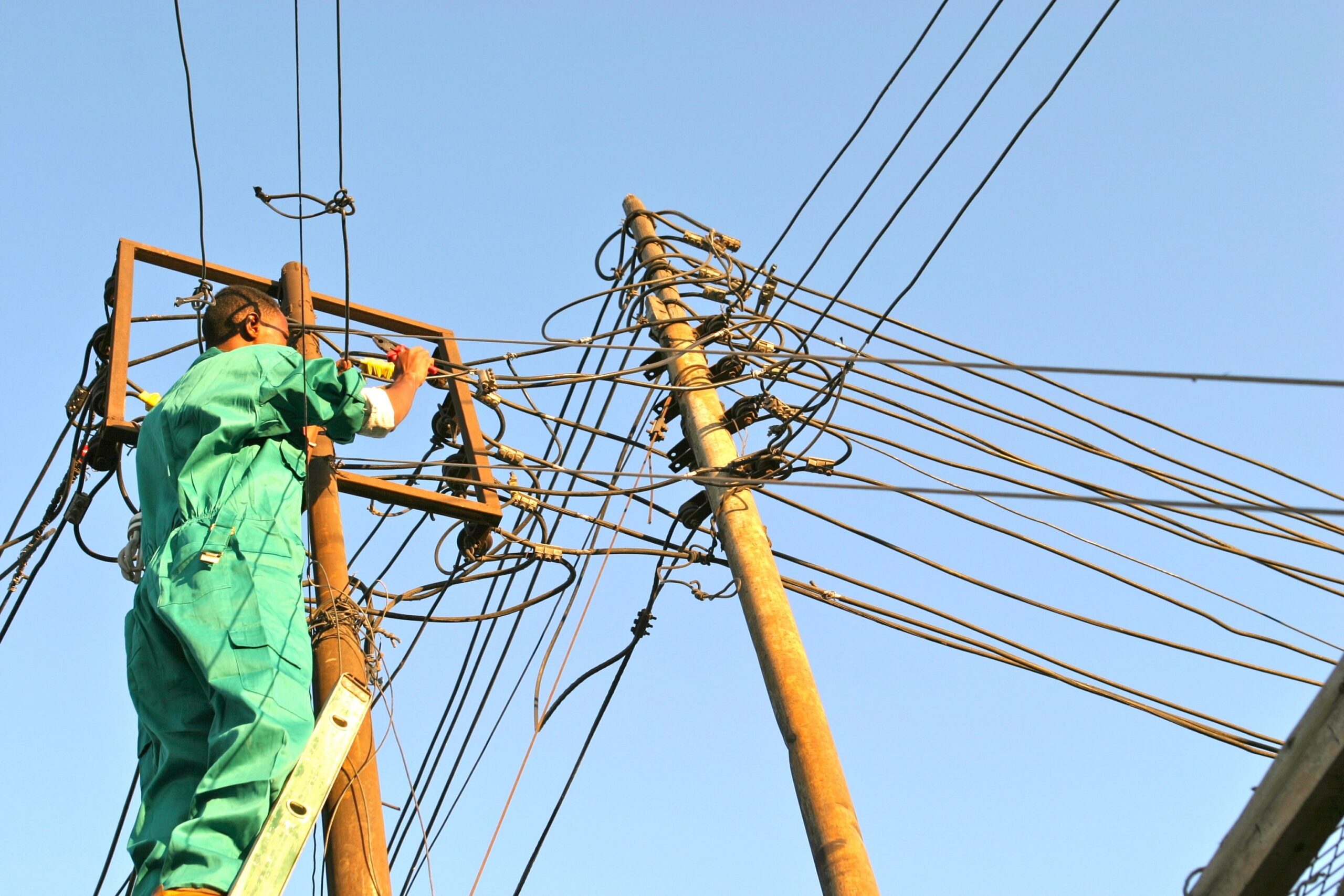 Sudáfrica suspende por tercera vez en la semana energía eléctrica