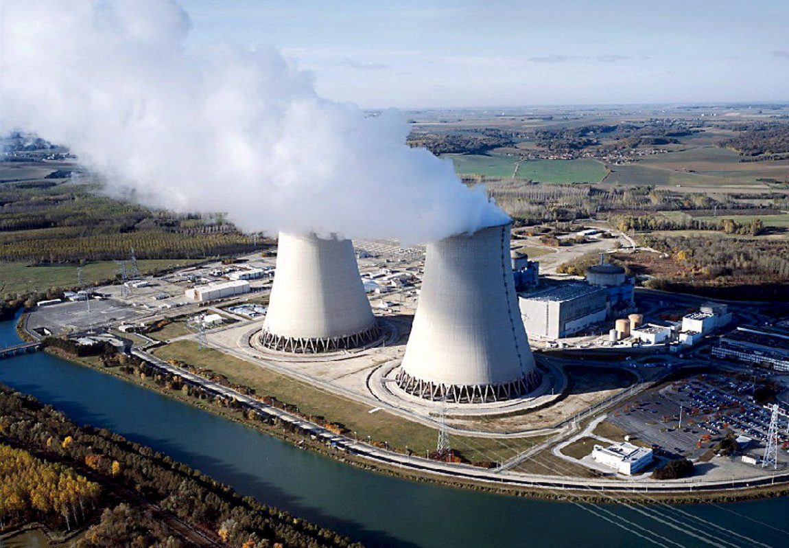 Francia: Los reactores de las centrales nucleares seguirán funcionando