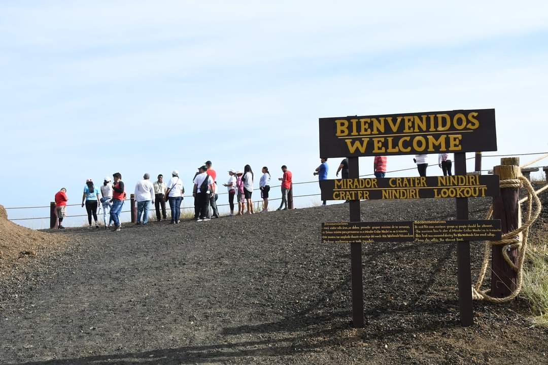 Servidores públicos del Marena compartieron una mañana saludable en Volcán Masaya