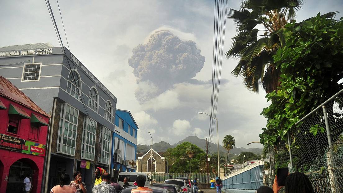 Alerta por volcán La Soufrière en San Vicente se mantiene