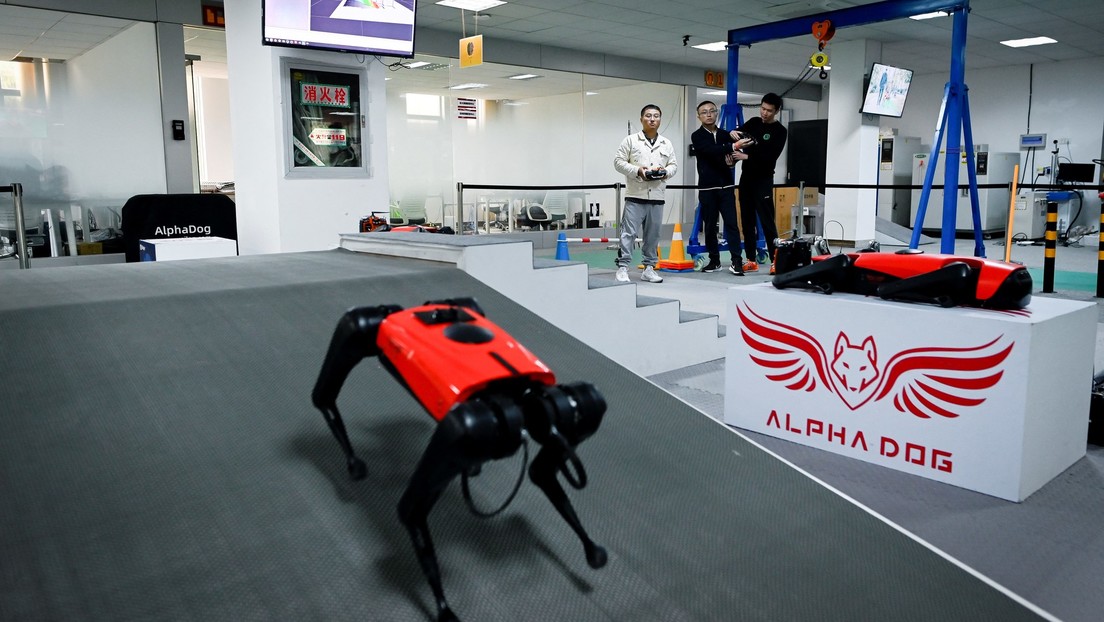 Perro robot que imita los hábitos de uno real es creado por China con la ayuda del 5G