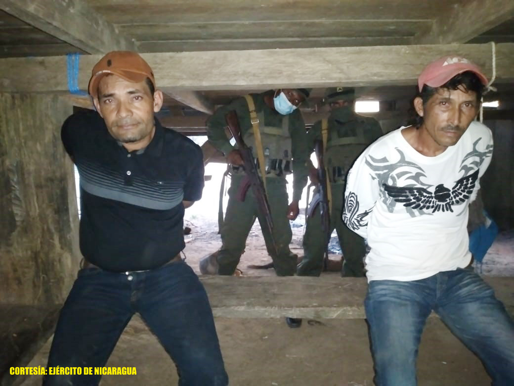 Ejército incauta droga, dinero y dinero falso