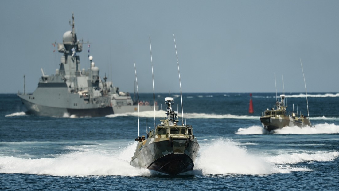 Rusia suspende el paso de buques de guerra y otros navíos en 3 zonas del mar Negro