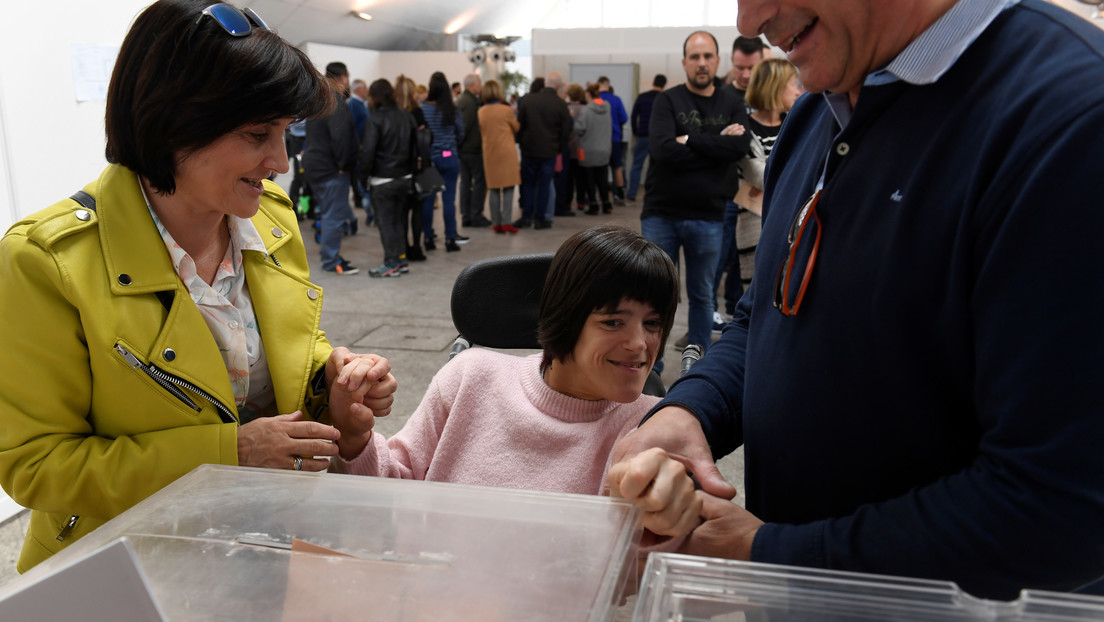 España reforma su Constitución por cuarta vez