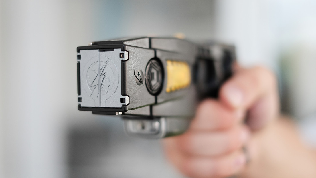 Un policía  de Texas dispara arma de electrochoque contra un adolescente hondureño descontrolado