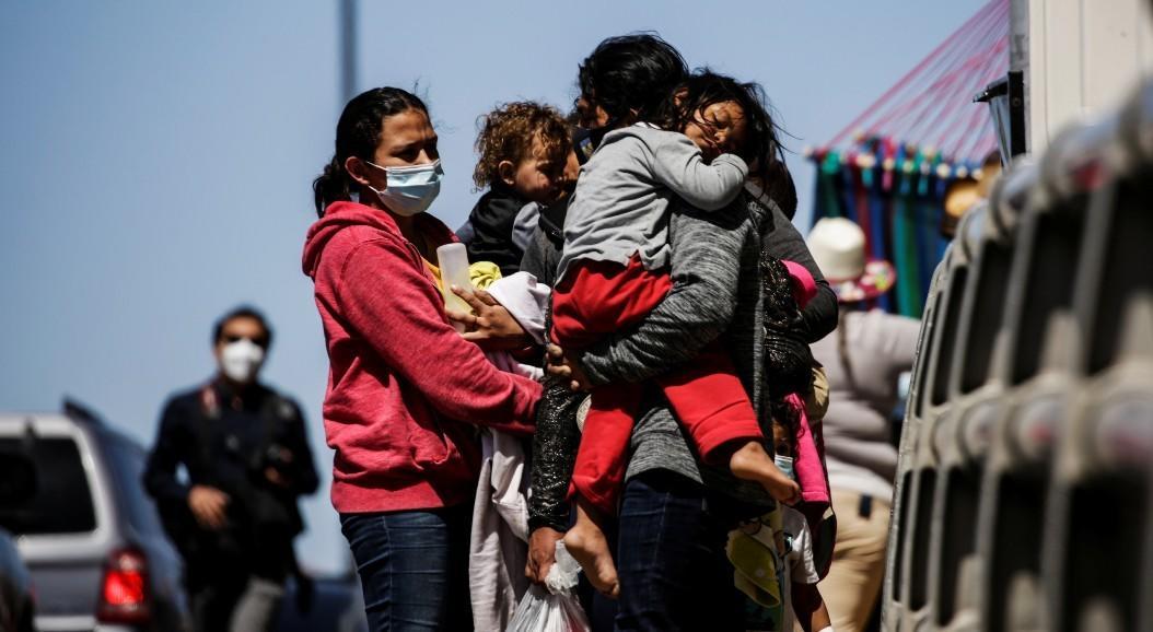 Denuncian agresiones contra migrantes  en frontera EE.UU. México
