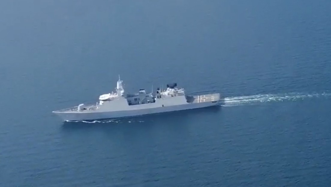 Rusia movilizó cazas luego que una fragata de Países Bajos navegara  en dirección al estrecho de Kerch