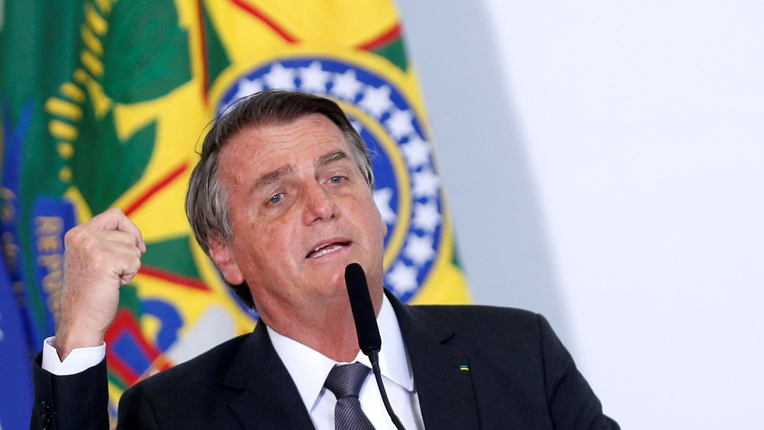 Bolsonaro ingresa en un hospital con dolores abdominales