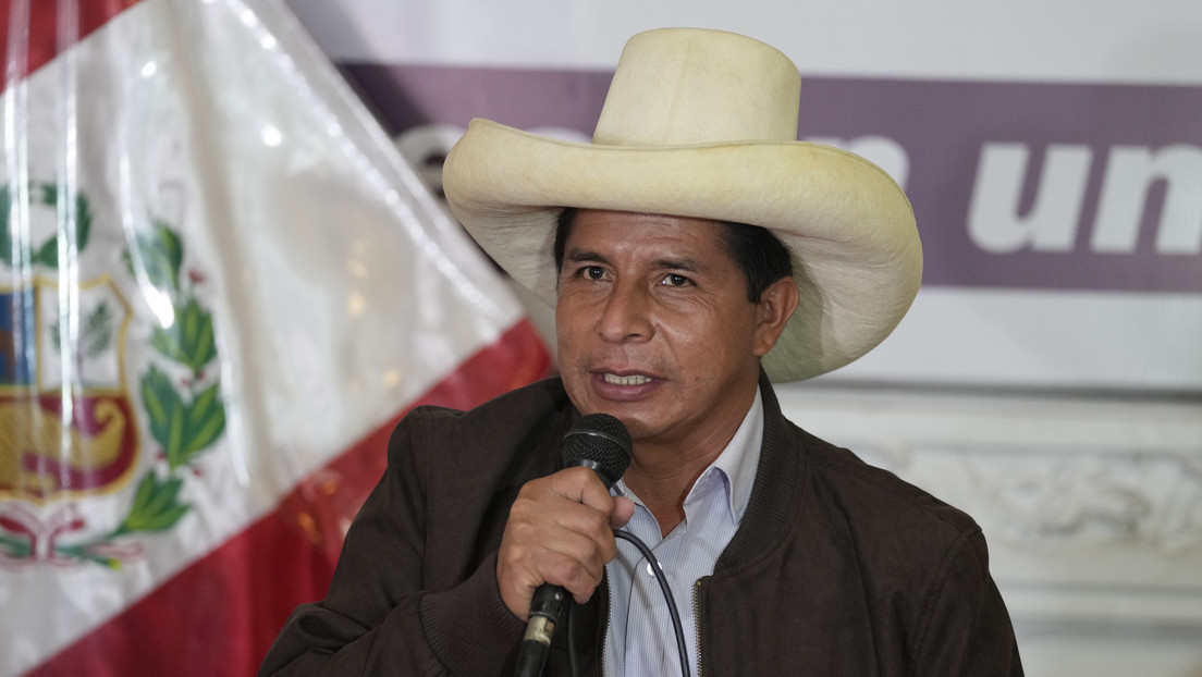Pedro Castillo rechaza acusaciones de  financiamiento en campaña electoral