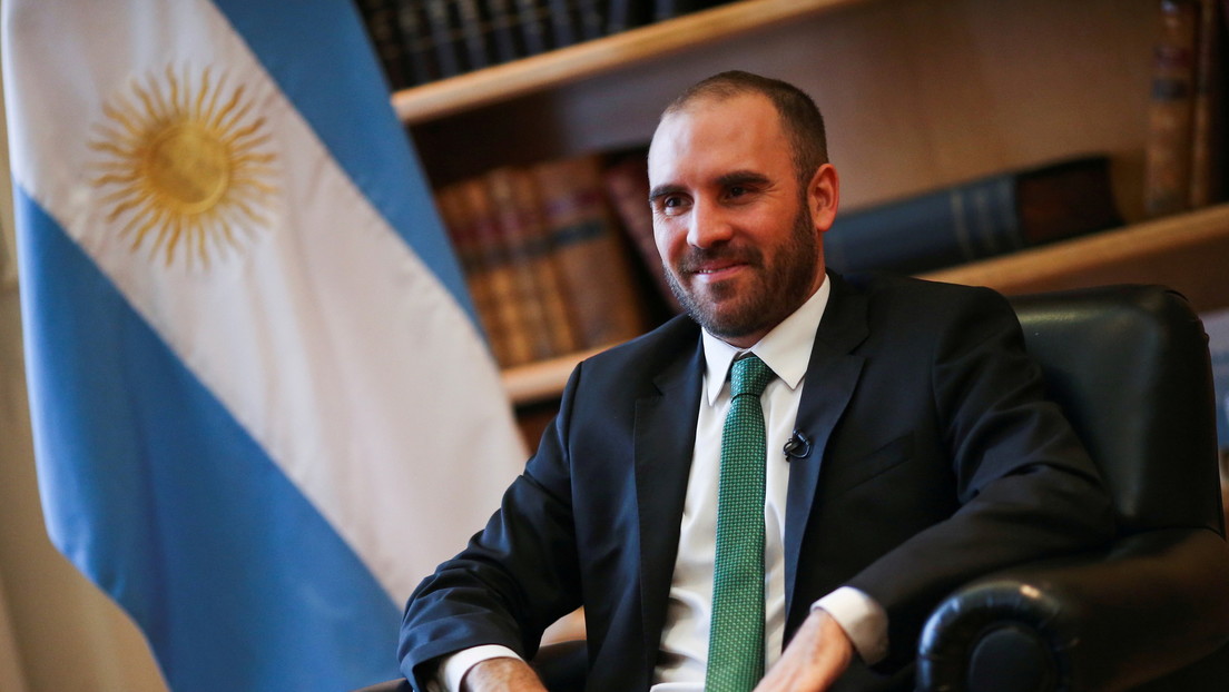 Argentina busca reestructurar su deuda con el FMI