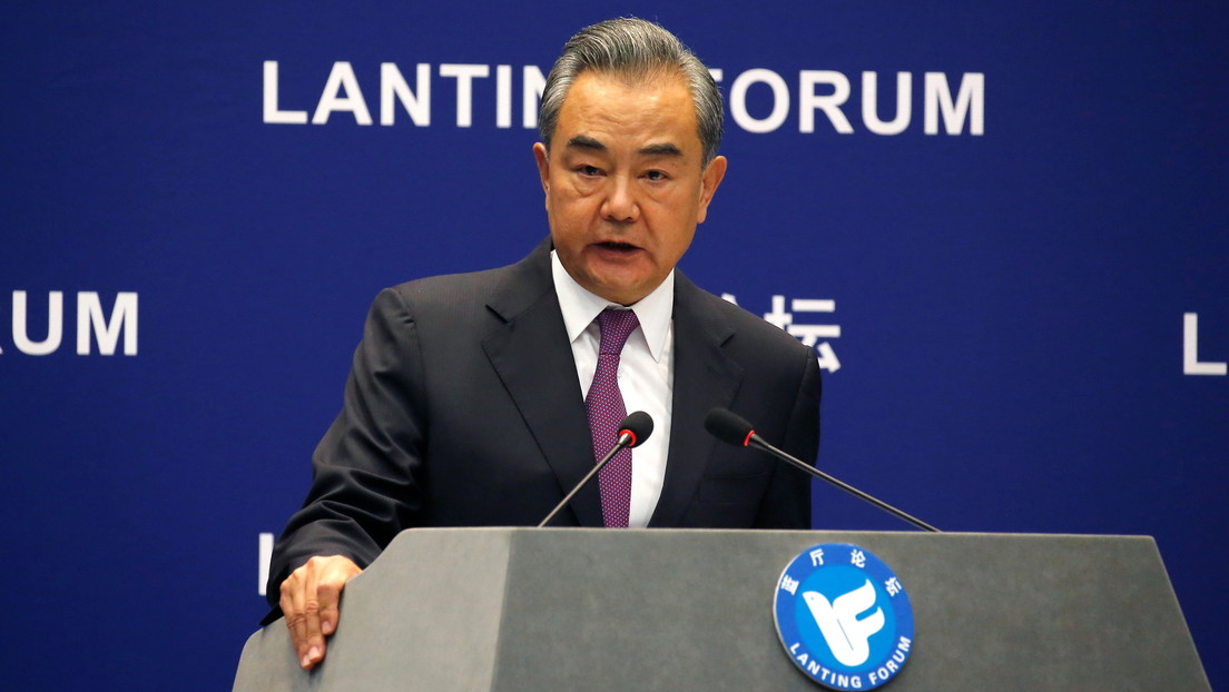 China reprocha a EE.UU. de referirse mediáticamente a “virus de Wuhan”