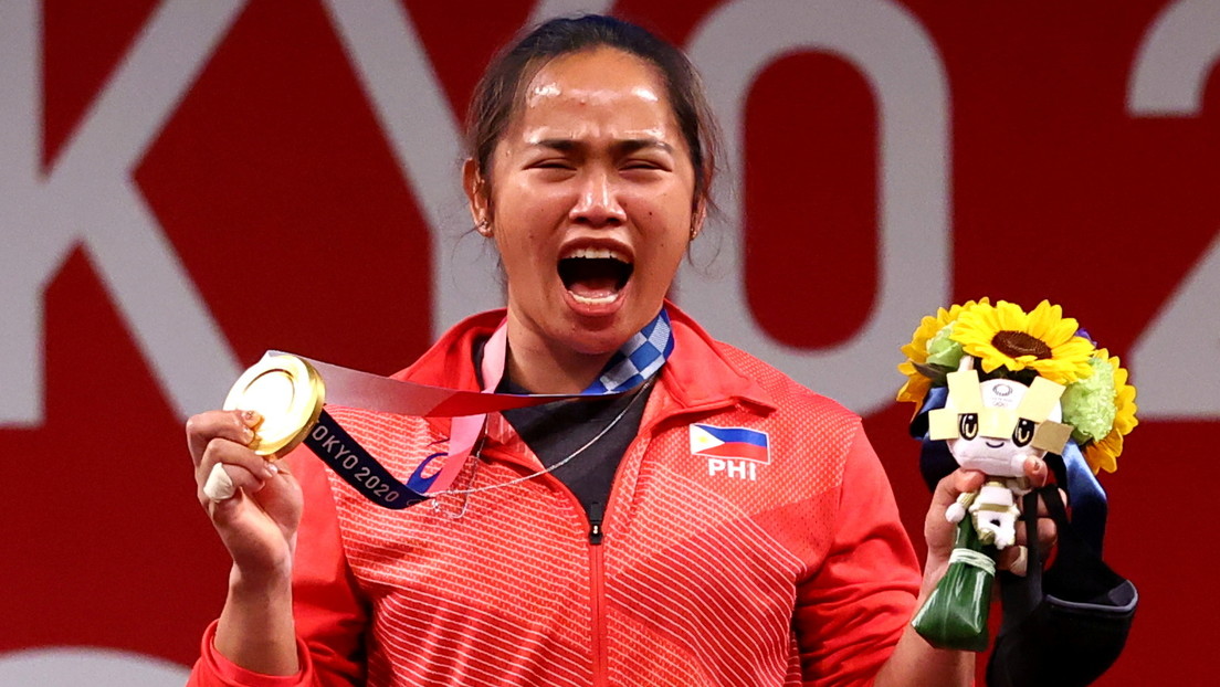 Filipina Olímpica, recibe 600.000 dólares y dos casas como recompensa de lograr una medalla de oro