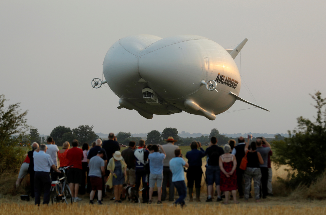 Airlander 10: de 90 metros de largo, promete convertirse en una alternativa ecológica al avión
