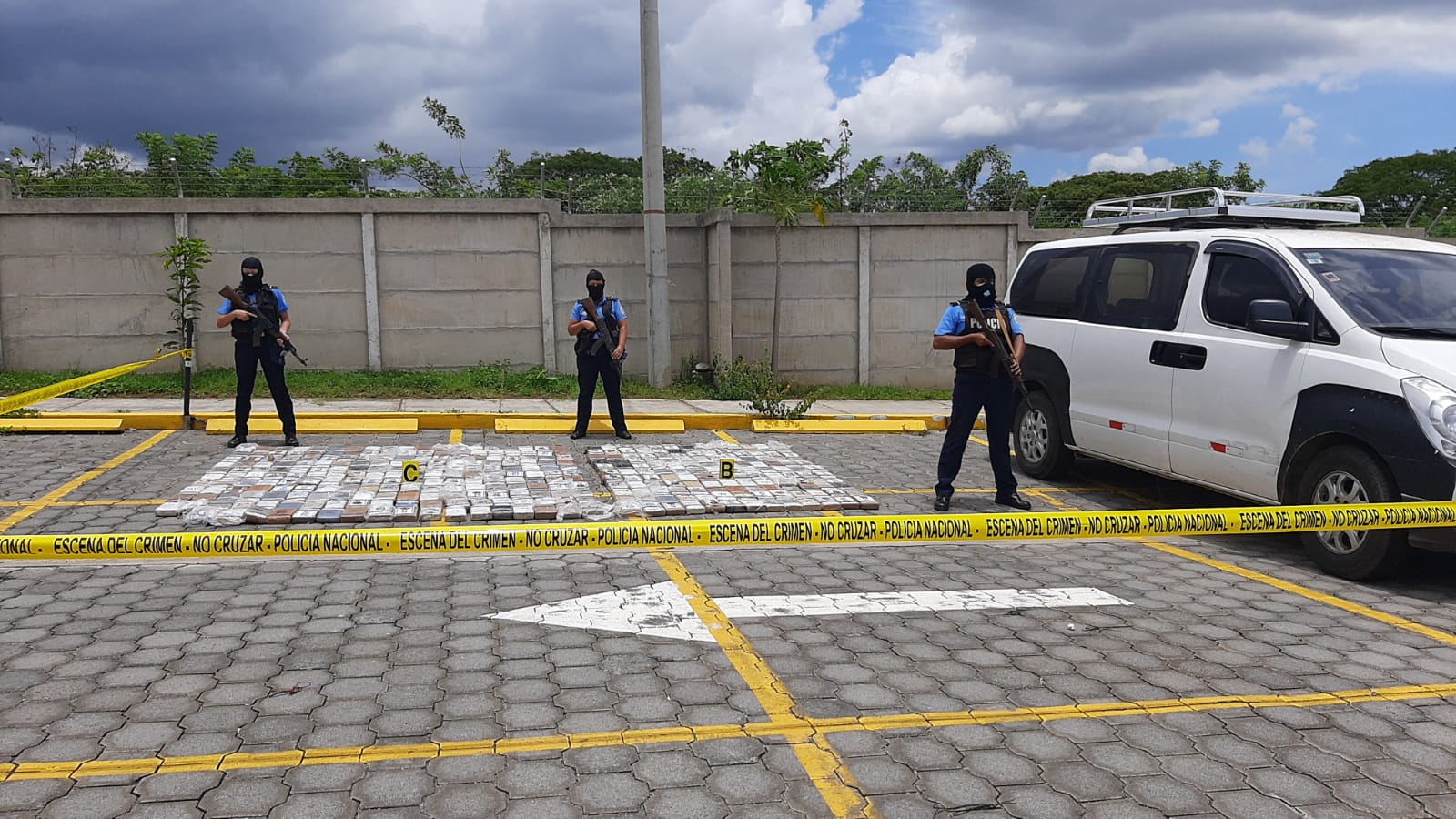 Incautan 418 kilos de cocaína en Carazo