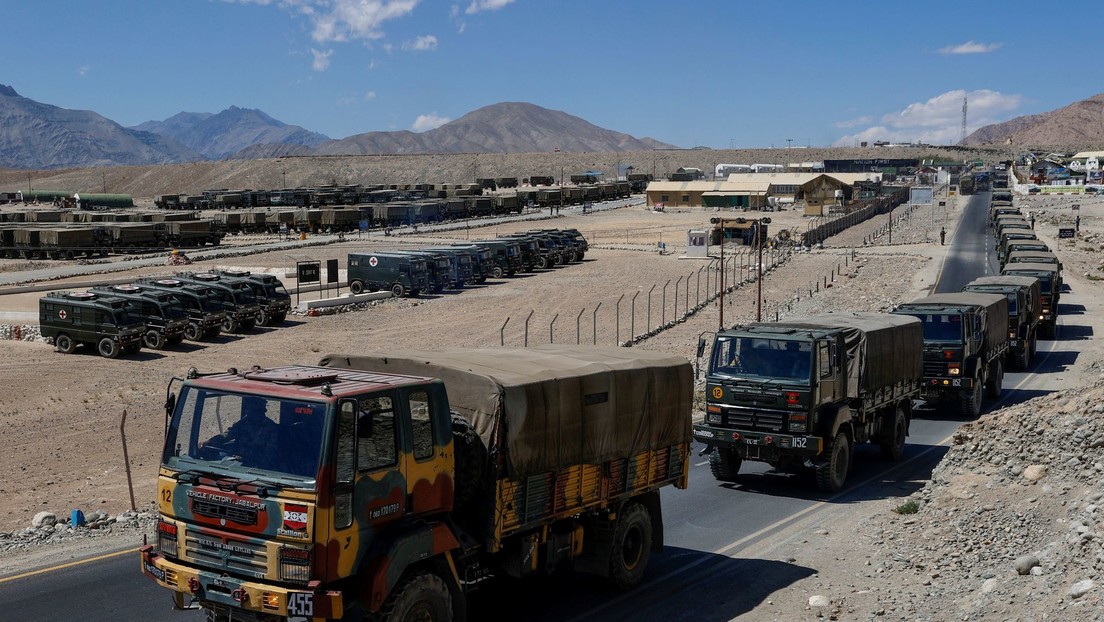 La India y China retiran sus tropas de la frontera en disputa en el Himalaya