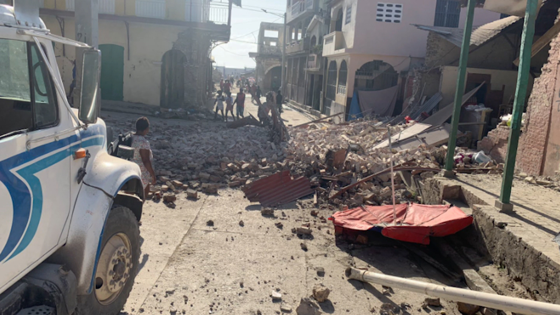 Inundaciones en Haití, luego de declararse una alerta de tsunami tras el terremoto de 7,2
