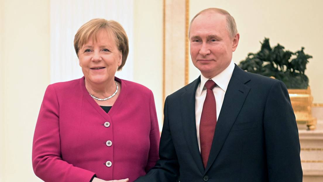 Angela Merkel se reúne con Putin en Moscú