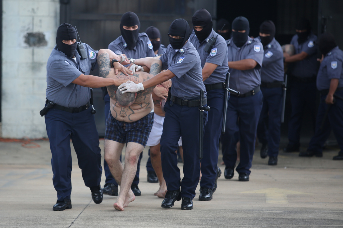Portal el Faro de El Salvador destapa supuestos “arreglos” entre Bukele y pandillas criminales