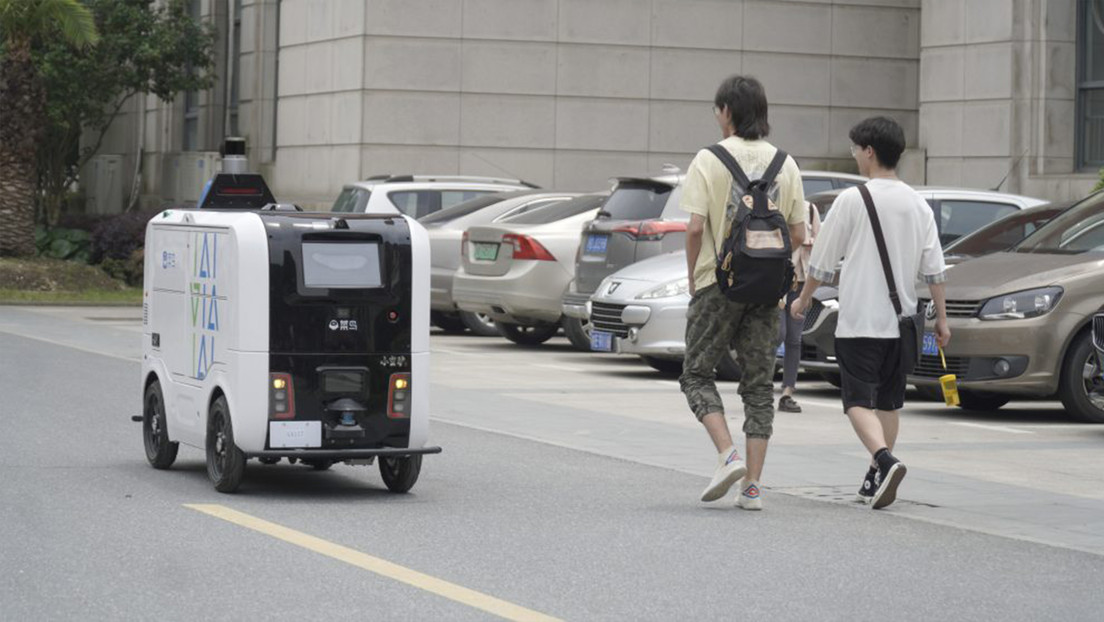 Alibaba inicia programa de prueba de sus robots mensajeros