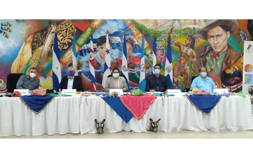 Mined realiza foro virtual en saludo al Bicentenario de la Independencia