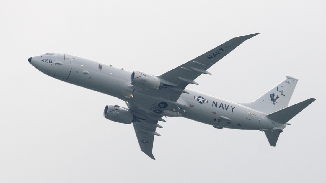 Un caza chino advierte a un avión militar de EE.UU. que violó el espacio aéreo