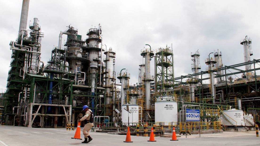 Dos compañías demandan a Petroecuador ante la Corte Permanente de Arbitraje de La Haya