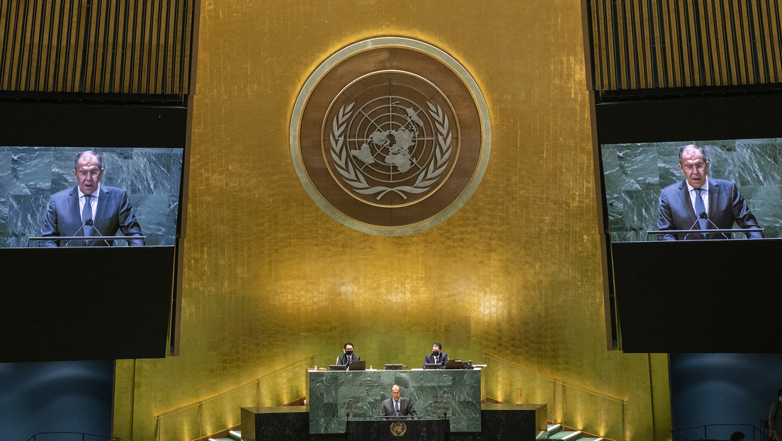 Lavrov critica la política de doble rasero y llama a respetar el rol de la ONU