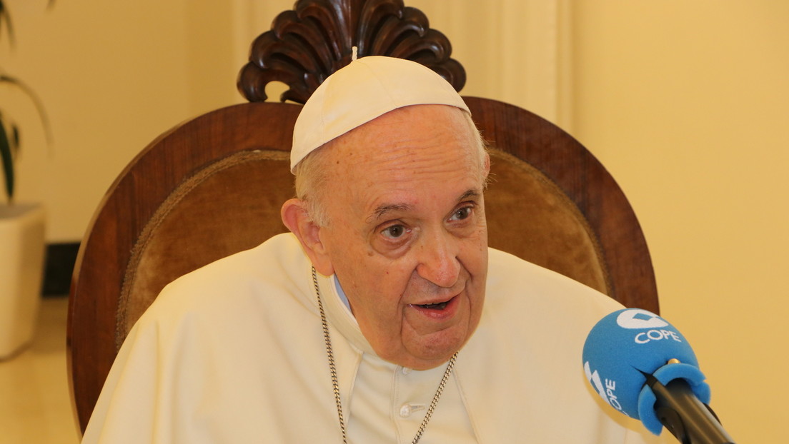 El papa Francisco critica la guerra en Afganistán