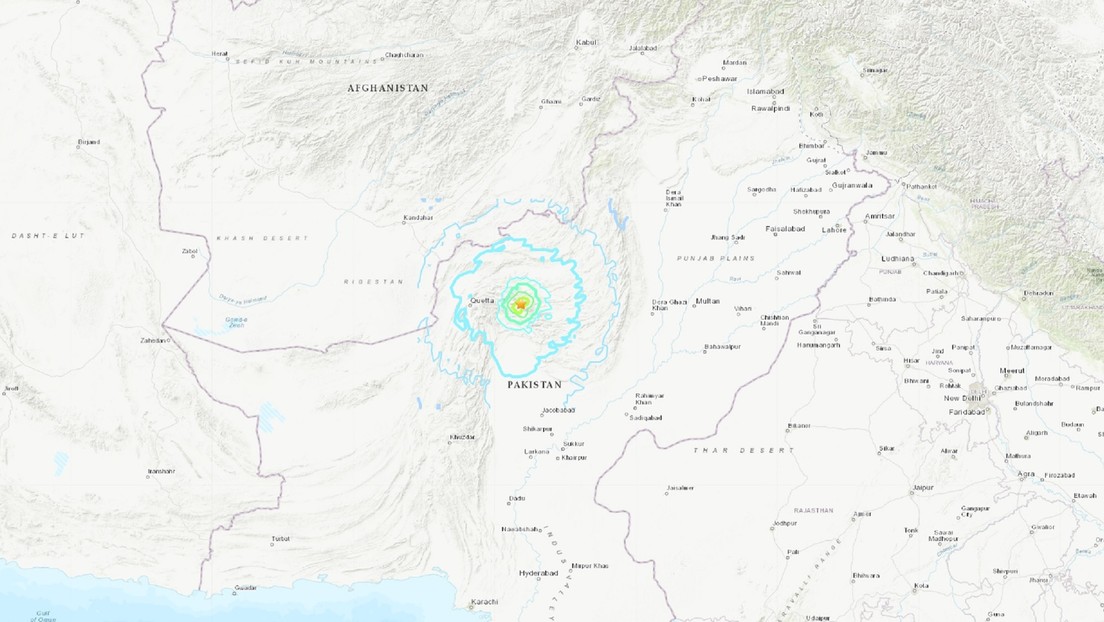 Potente sismo deja 20 personas muertas en Pakistán
