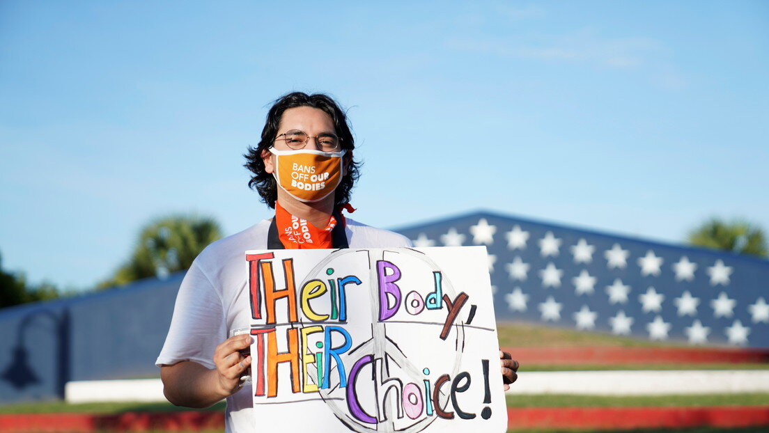 Dictamen sobre el aborto es bloqueado temporalmente en Texas, EE.UU