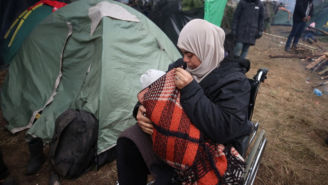 Bielorrusia instala carpas para los refugiados cerca de la frontera con Polonia