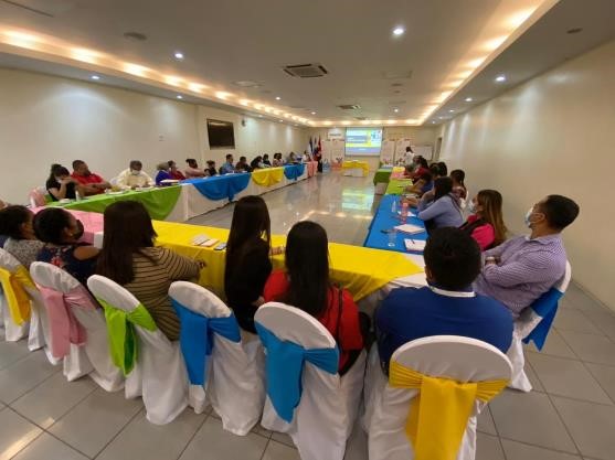 Proyecto Nica Mujer realiza capacitaciones financieras a mujeres de la Región del Pacífico