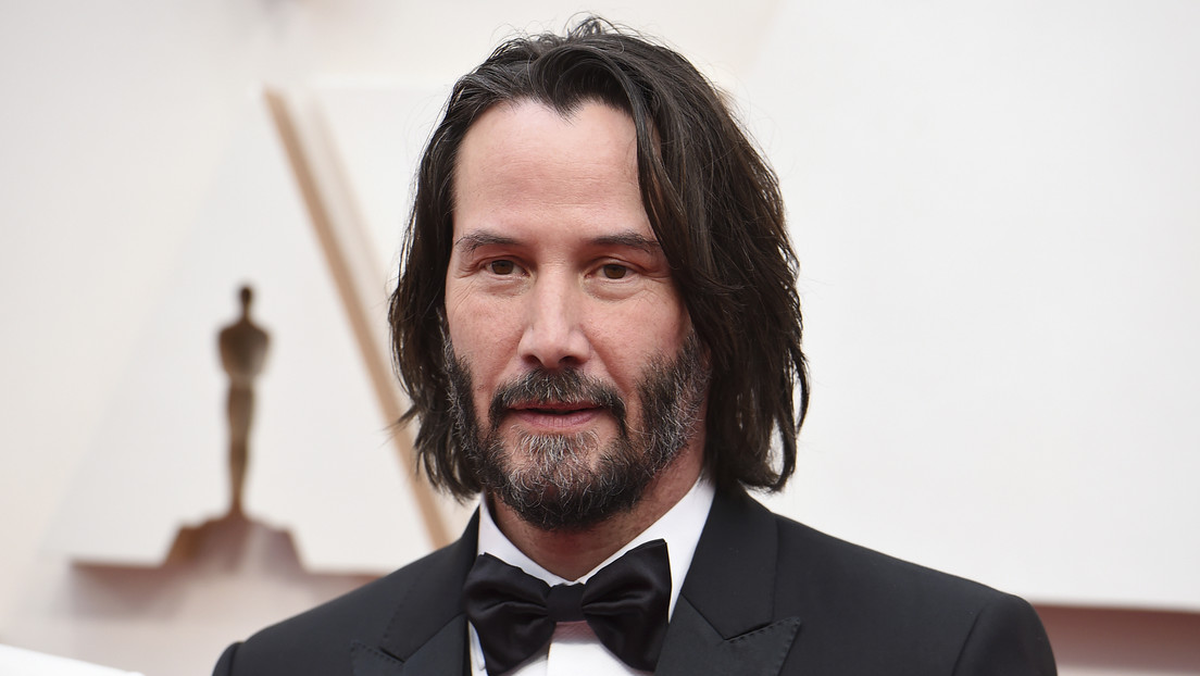 “El metaverso en mi personaje es mucho mayor” Keanu Reeves se burla de los NFT tras concepto que crearon
