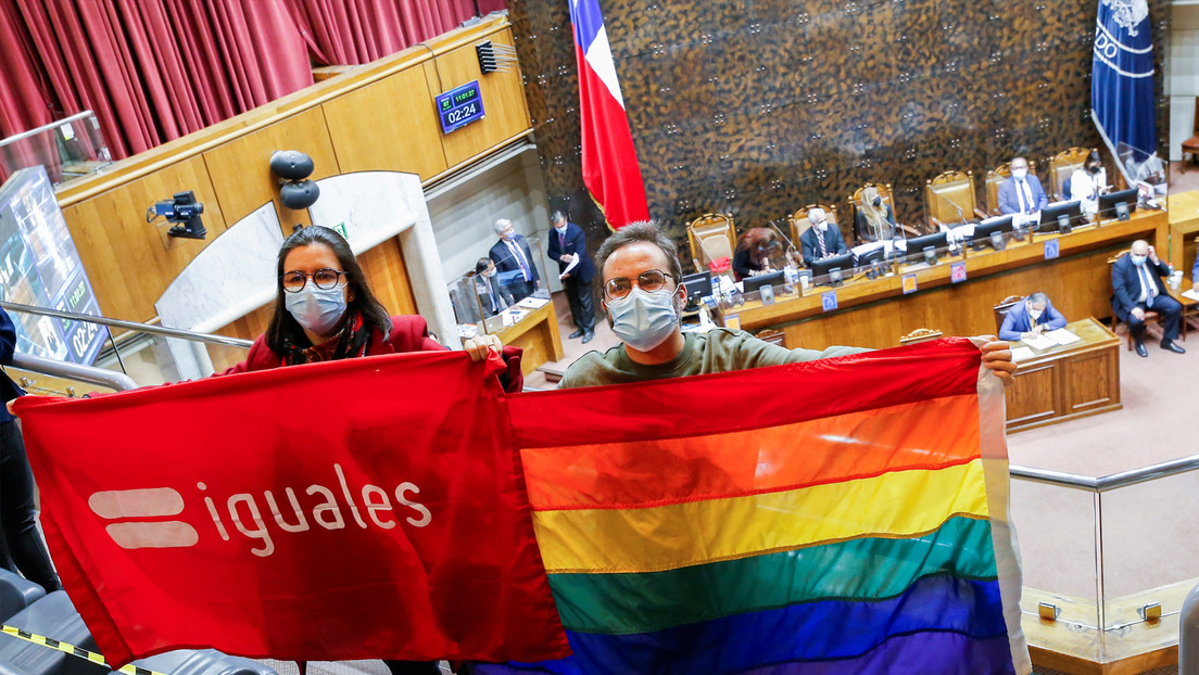 Chile se convierte en el séptimo país en aprobar el matrimonio igualitario