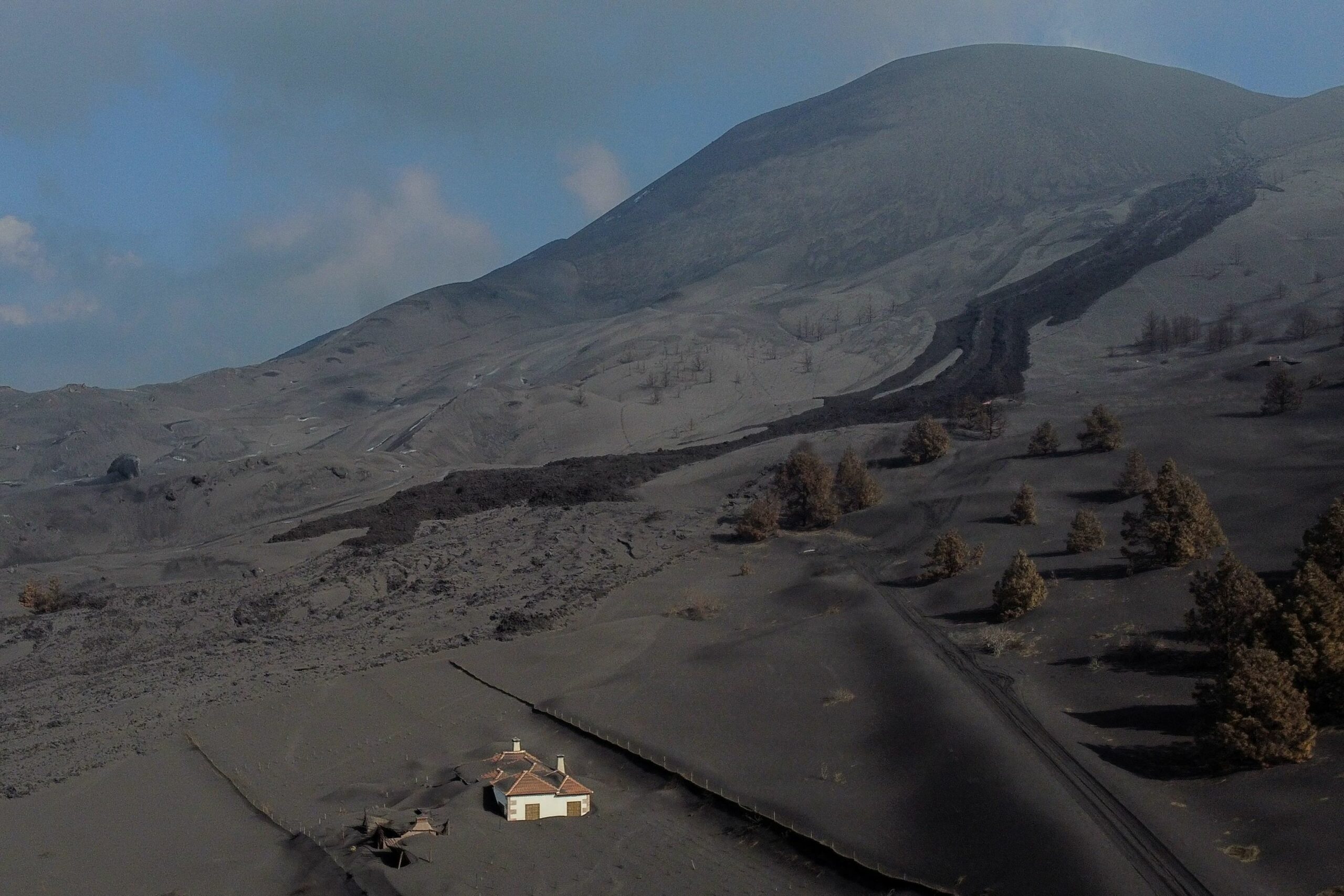 Anuncian el fin de la erupción del volcán de La Palma