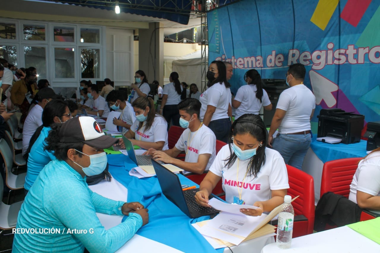 Realizan V feria nacional de becas universitaria en Nicaragua