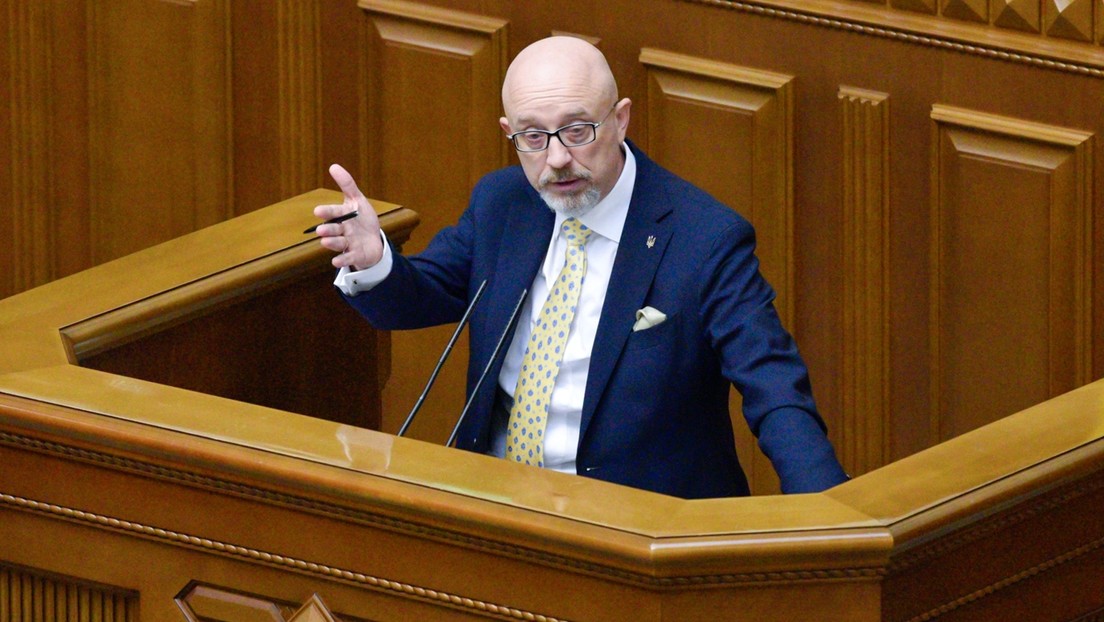 Ministro de Ucrania pide no sembrar el pánico por supuestos planes de Rusia de lanzar una ofensiva