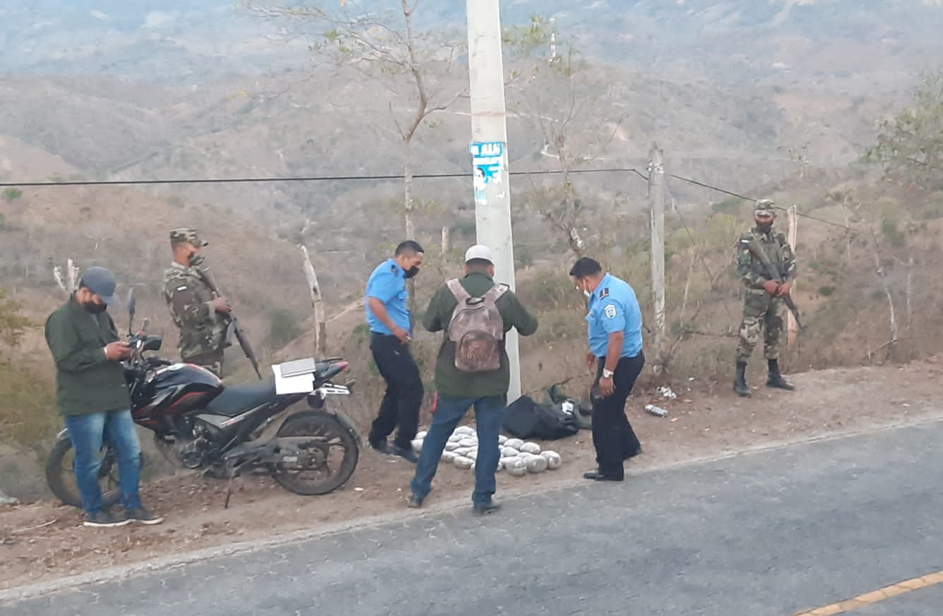 Ejército incauta 35 óvulos de marihuana en Madriz