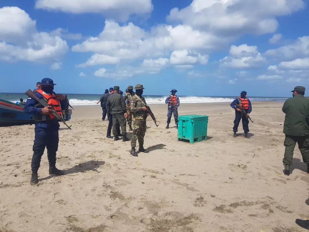 Más de medio millón de dólares son incautados por el Ejército de Nicaragua en una playa de Rivas
