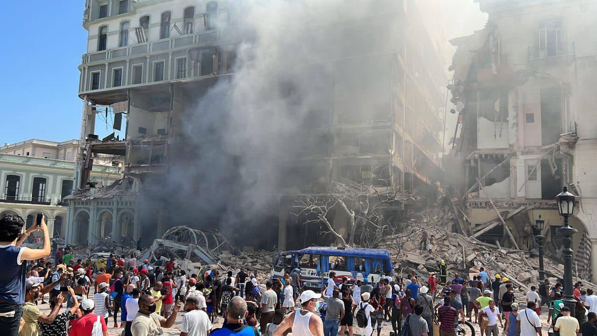 Suman 26 las personas muertas tras explosión del Hotel Saratoga en Cuba