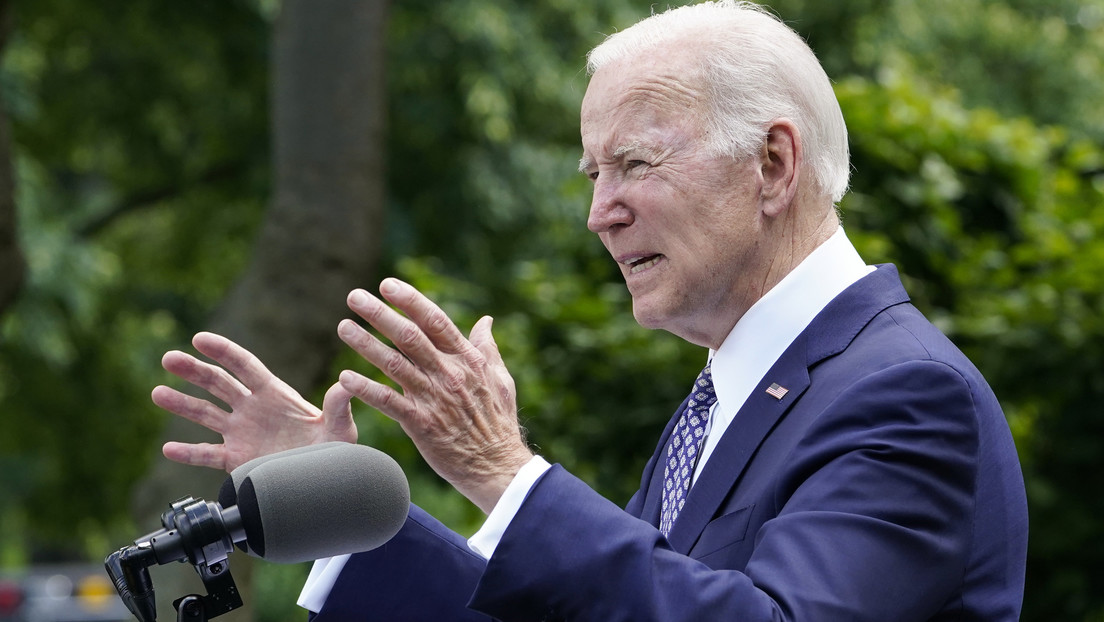 Biden firma un paquete de ayuda de 40.000 millones de dólares para Ucrania