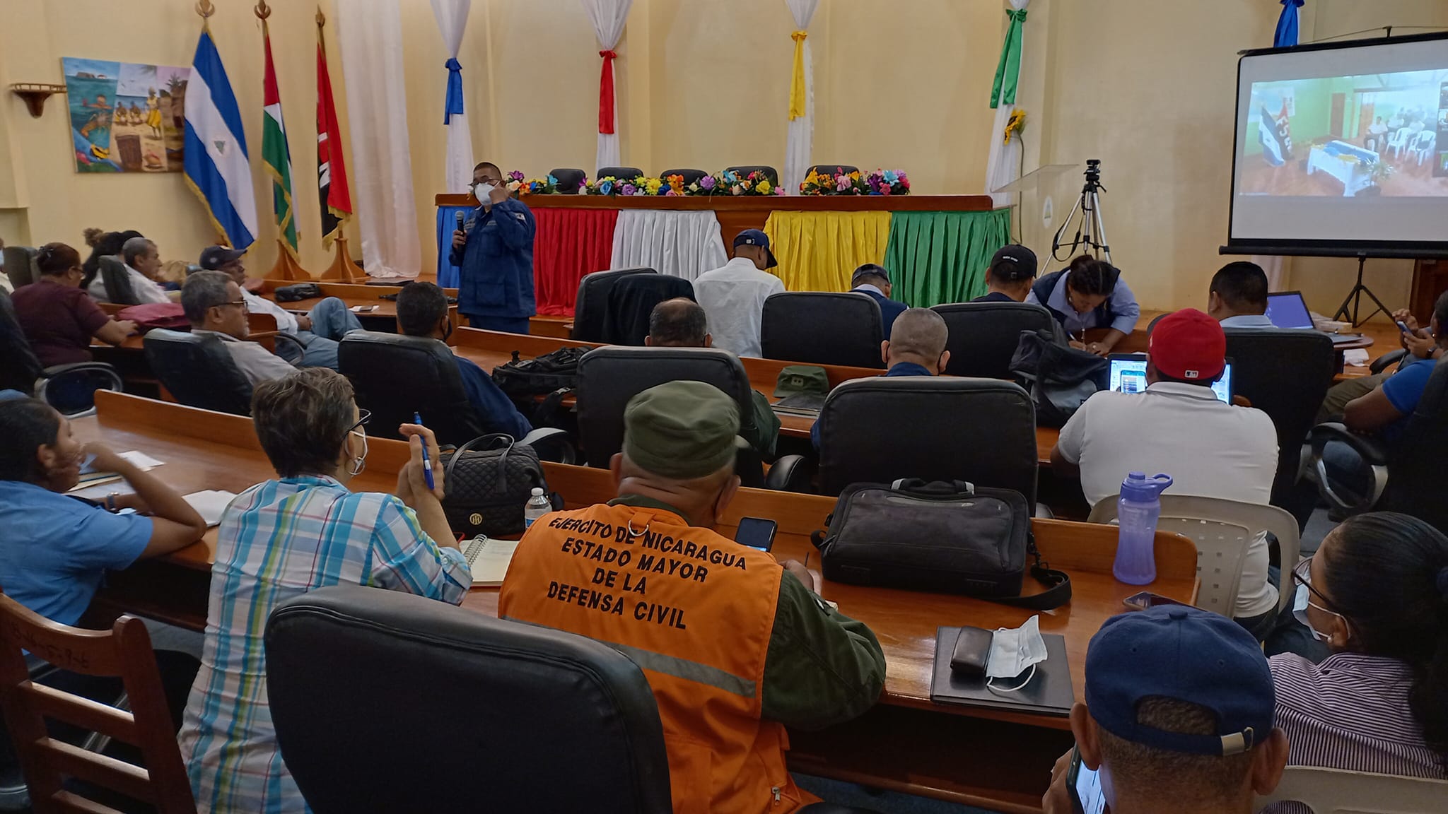 CORPRED del Caribe Sur sesiona en Bluefields para revisar planes ante fenómeno