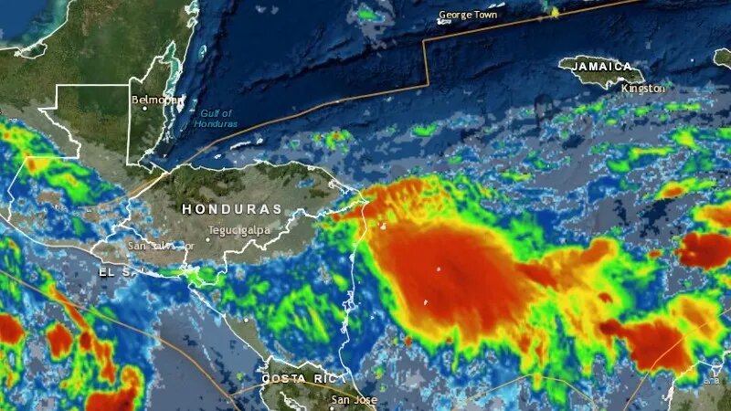 El Caribe Norte se prepara para enfrentar el posible huracán Bonnie