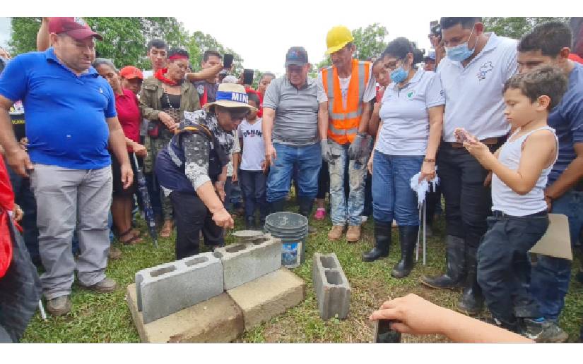 Entregan terreno para construcción de un hospital en Waslala