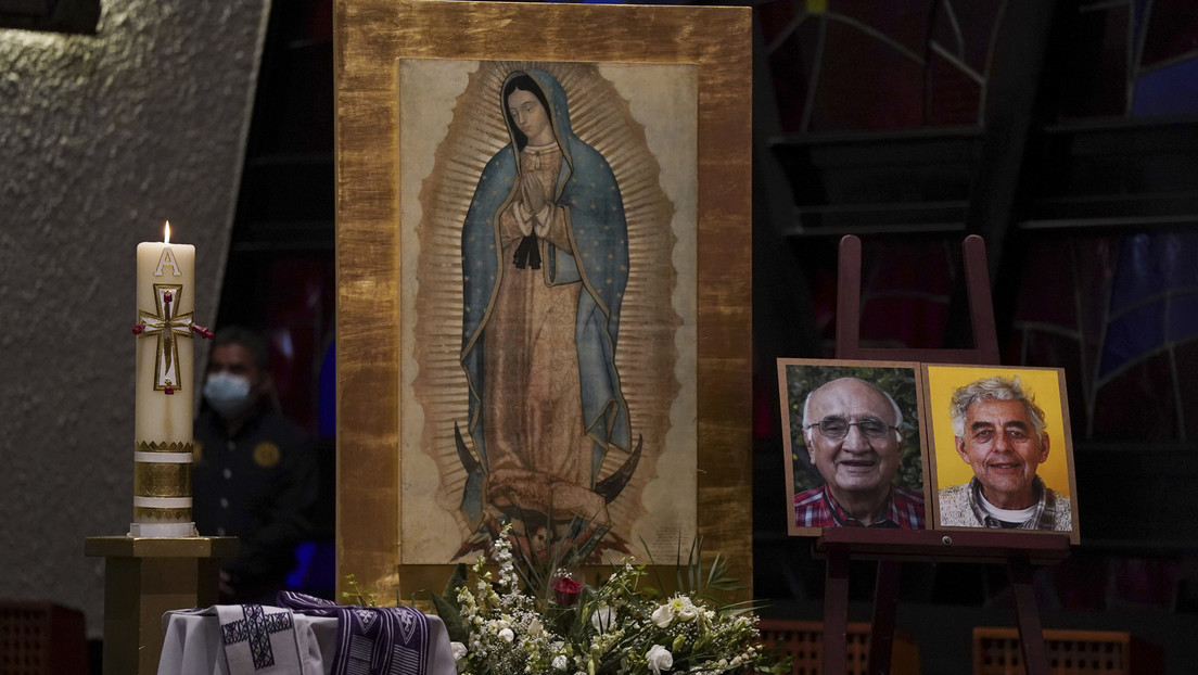 Recuperan los cuerpos de los dos jesuitas asesinados en México