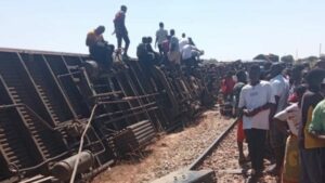 Cuatro muertos y 132 heridos deja como saldo un accidente de tren en Tanzania